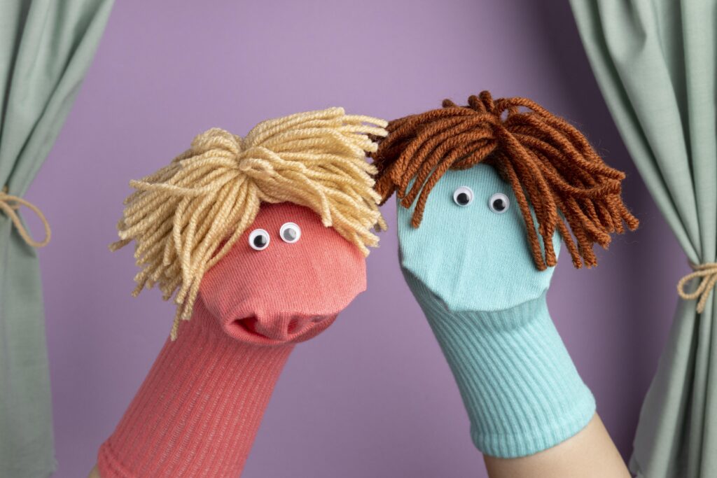 adorable hand puppet show for kids